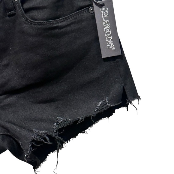 Blank NYC The Barrow Vintage High Rise Black Distressed 3” Inseam Shorts Size 25 - Picture 3 of 10